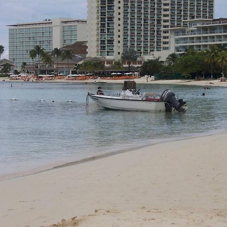 Rairoyale At Sand Castles Ocho Rios Exterior photo